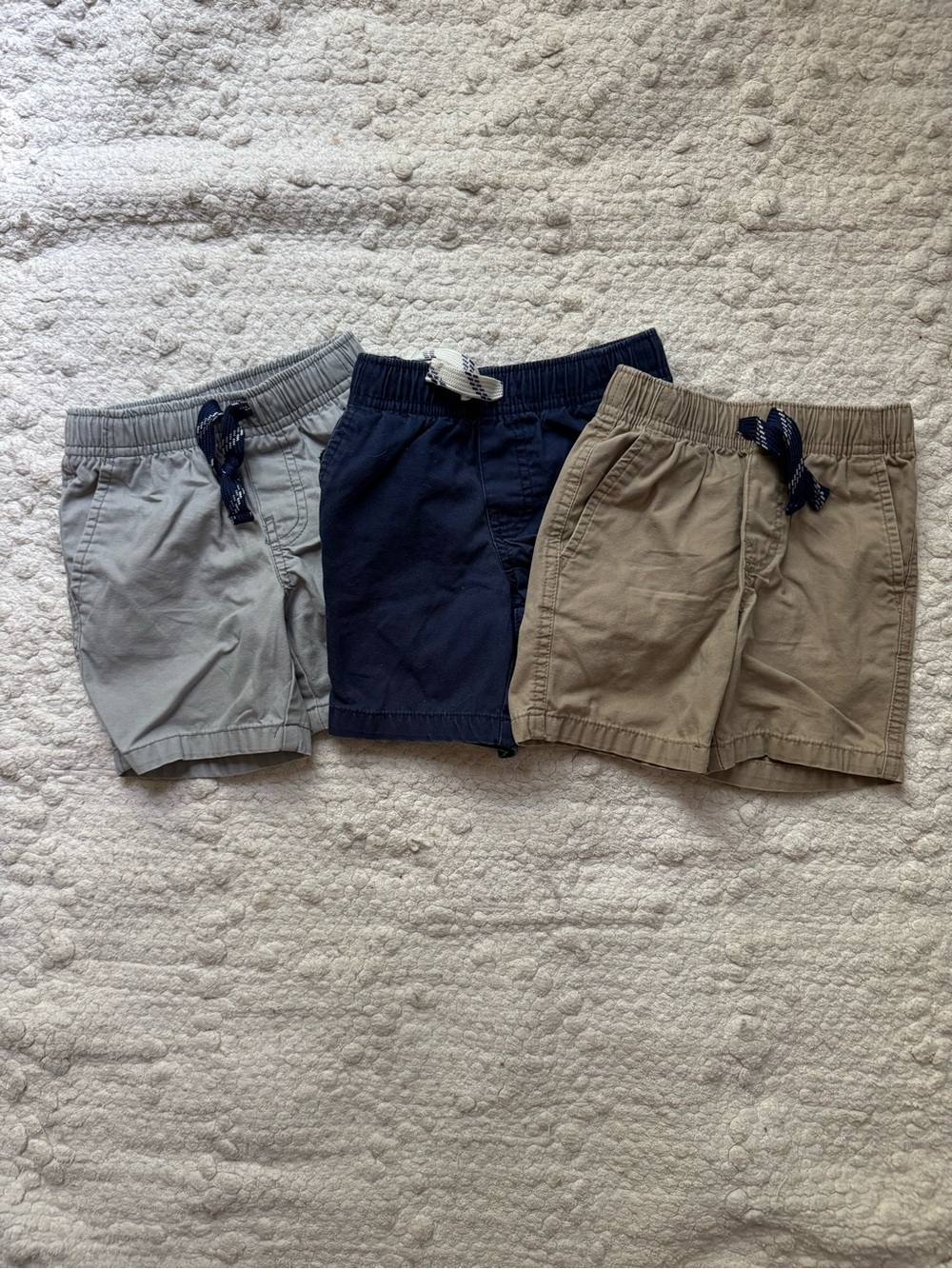 Carter's 3-Pack Pull-On Shorts in Navy, Light Gray, and Khaki size 2T